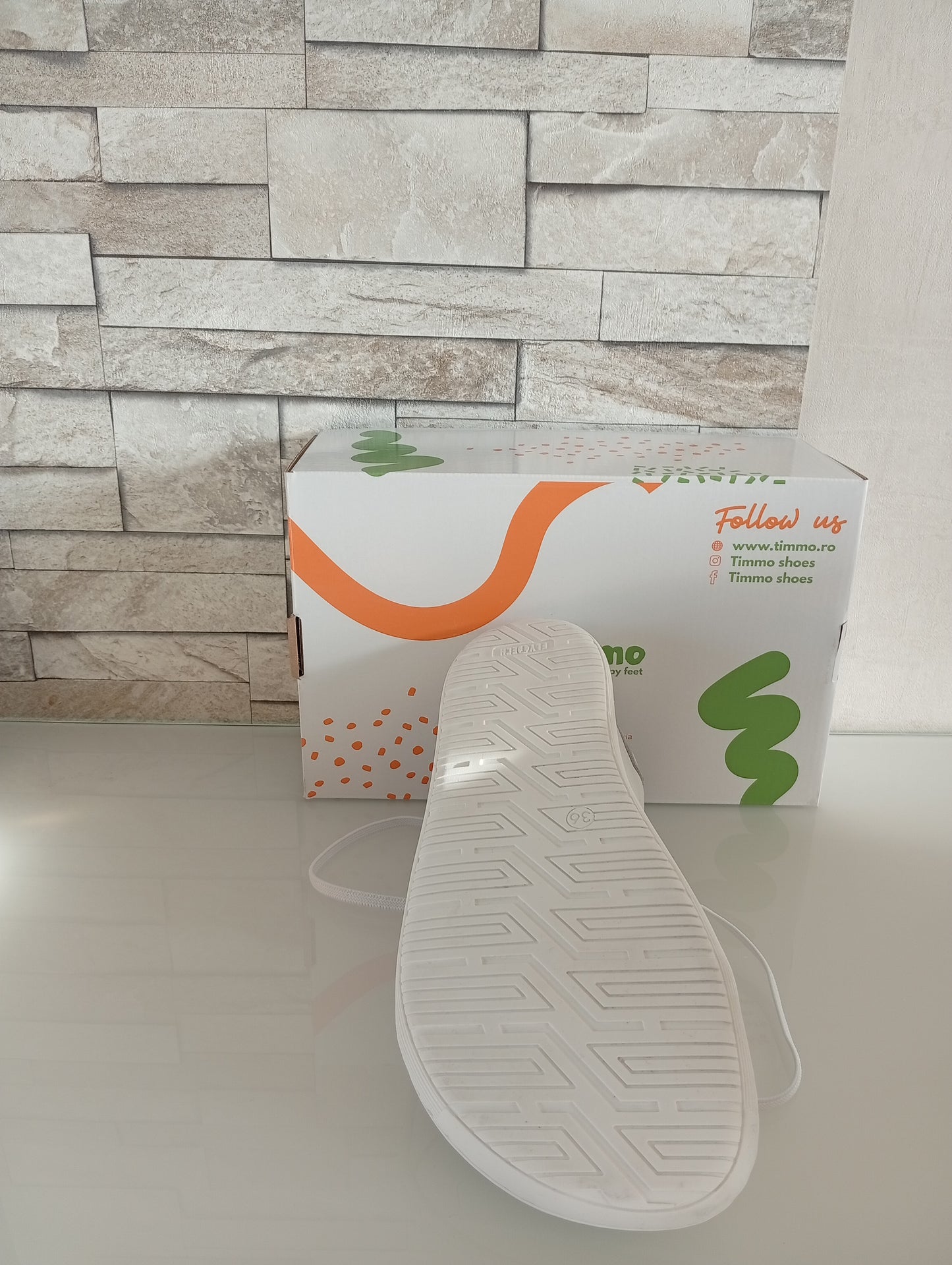 Baskets True Feel Blanches